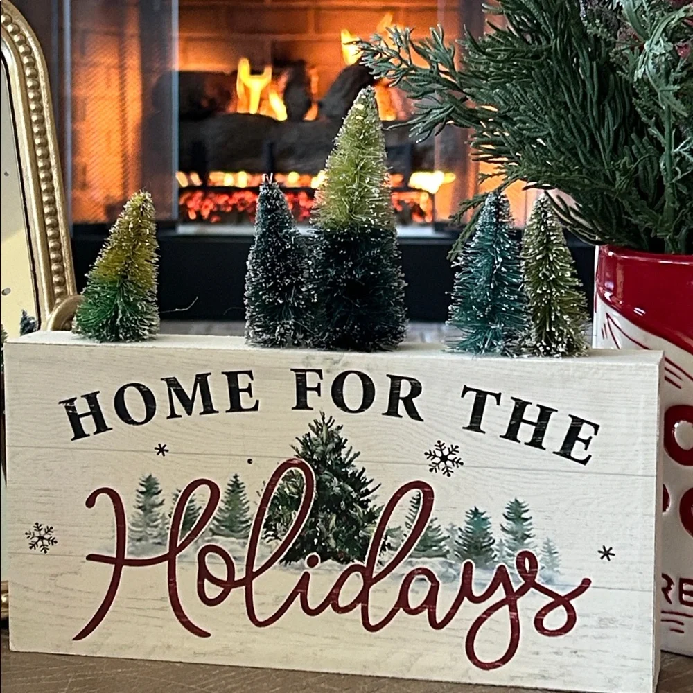 NEW! Rustic Christmas Tree Winter Home For the Holidays Bristle Evergreen Sign